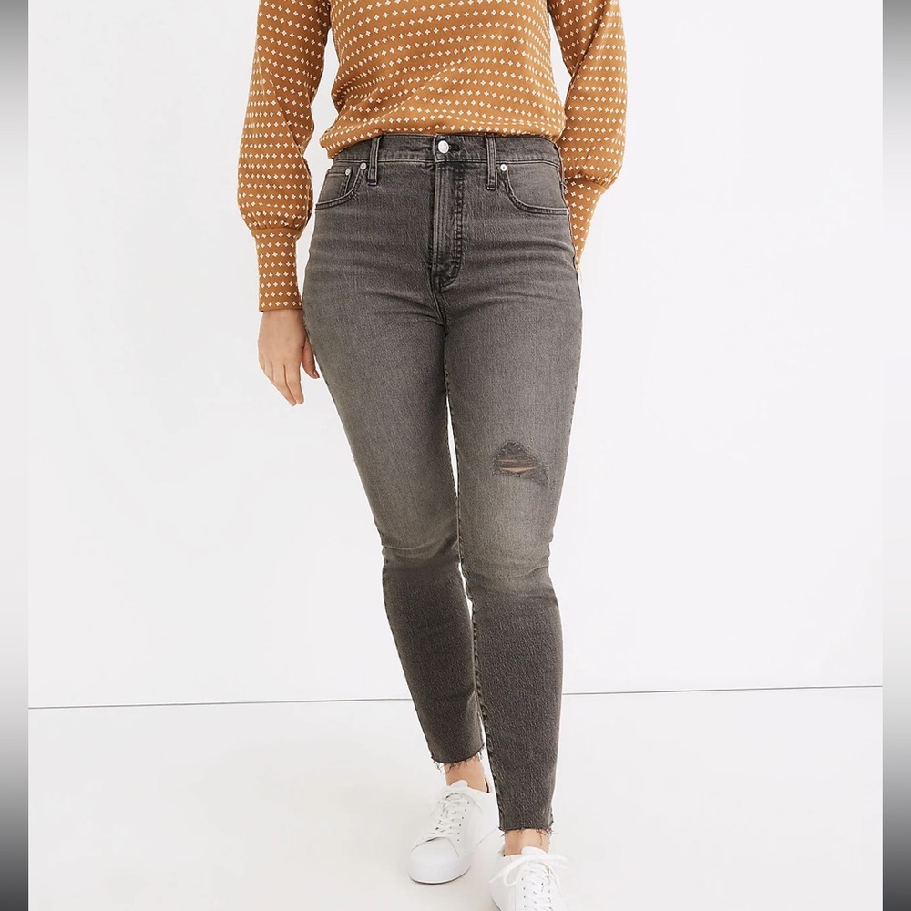 Perfect Jean - Picture 2 of 4